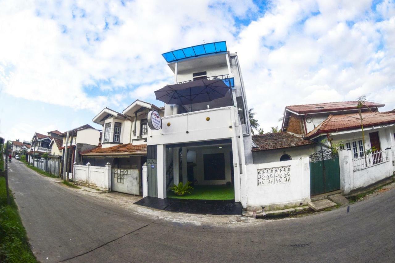 Elsy Villa Negombo Exterior photo
